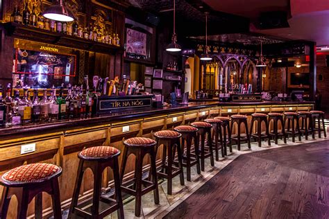 best bars near me|hottest bar near me.